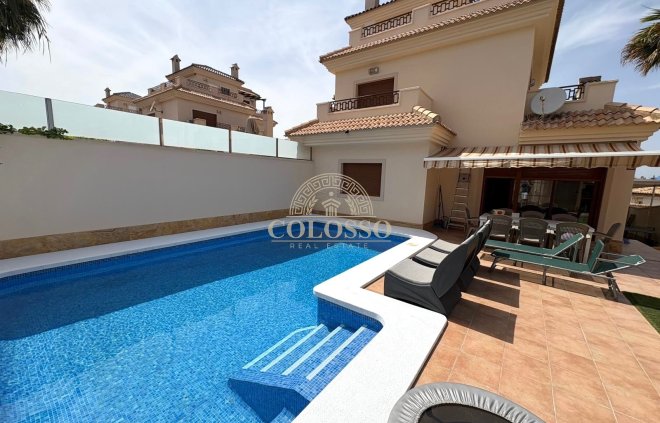 Adosado - Alquiler - Orihuela Costa -
                    La Zenia