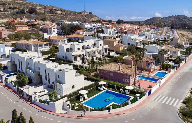 Adosado - Reventa - Busot -
                    Altos de alicante