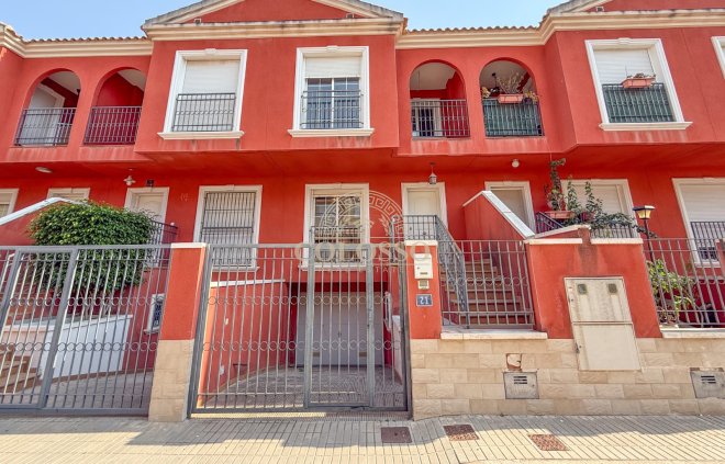 Adosado - Reventa - Orihuela -
                    Vega Baja