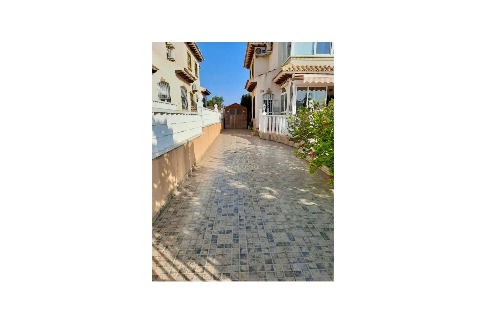 Alquiler - Adosado -
Cabo Roig