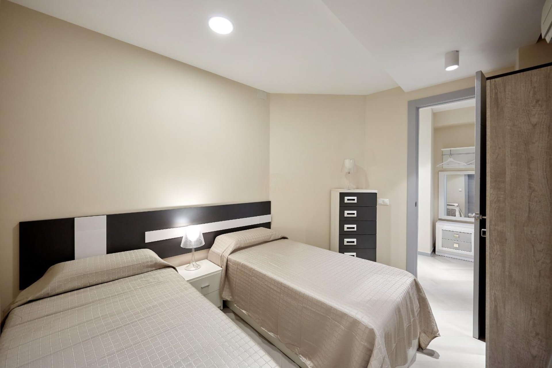 Alquiler - Apartamento -
Alicante - Centro