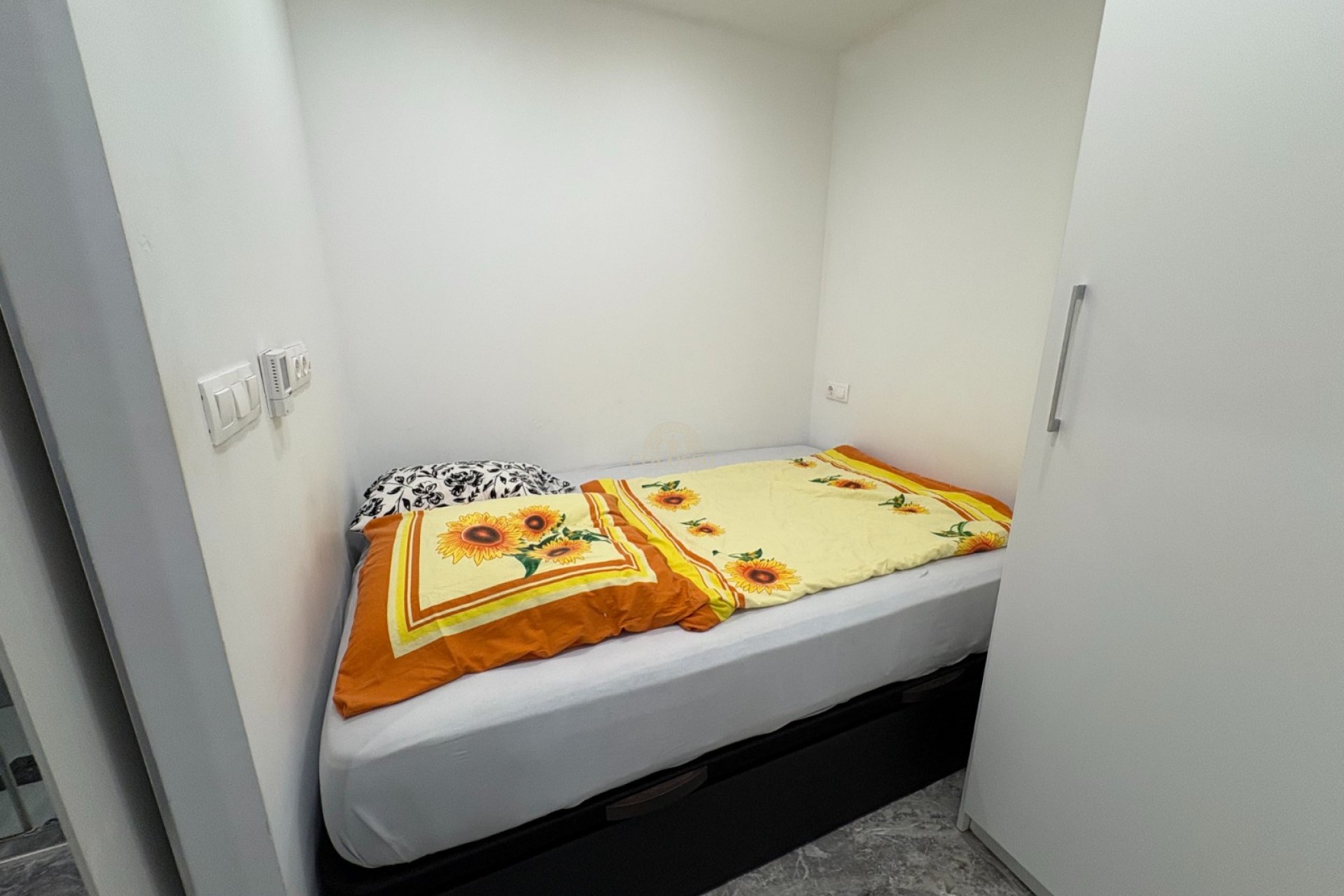 Alquiler - Apartamento / piso -
Torrevieja - La Mata
