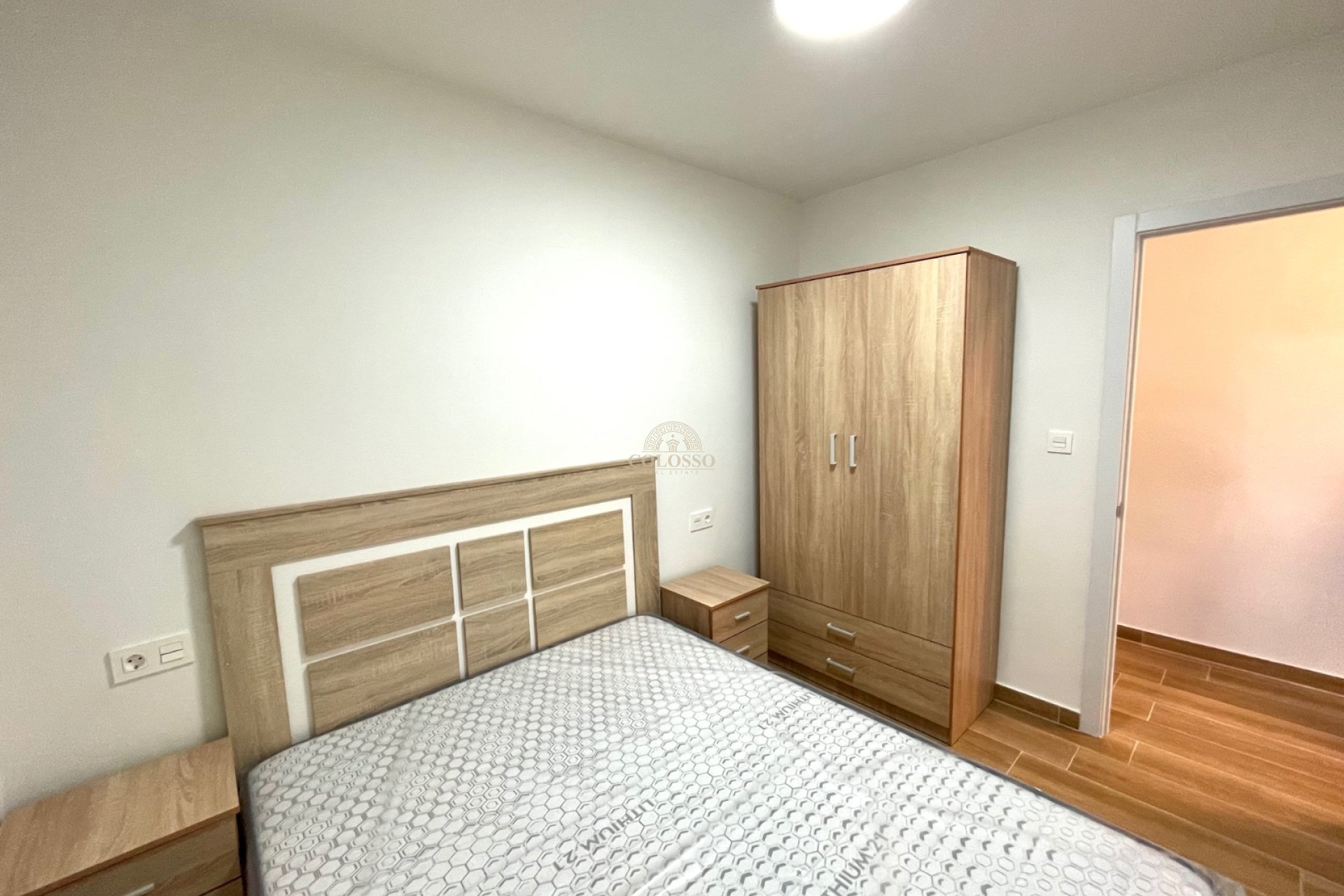 Alquiler - Apartamento / piso -
Torrevieja - Playa de los Locos