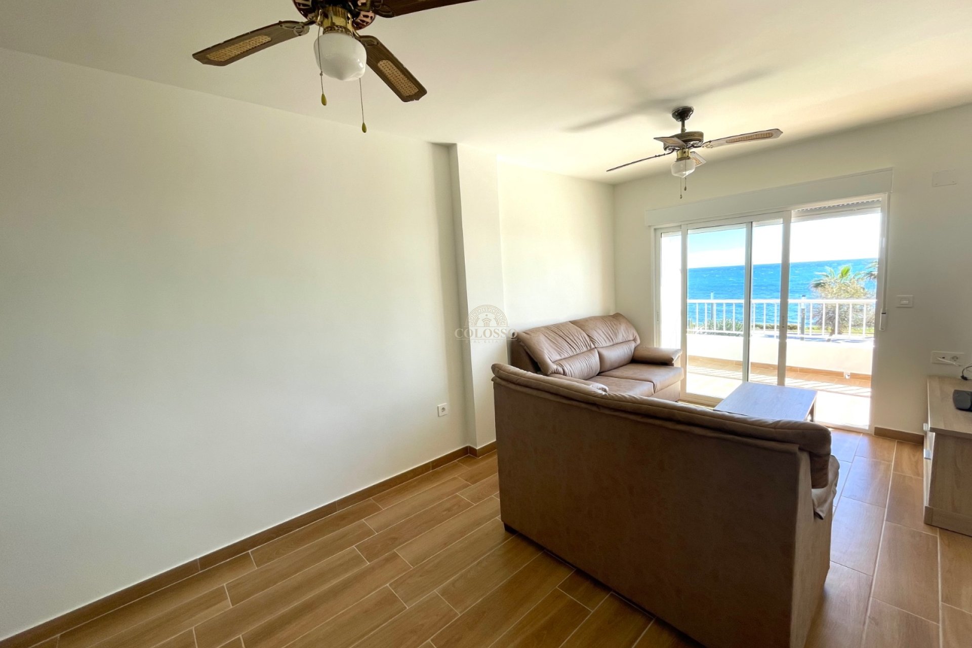 Alquiler - Apartamento / piso -
Torrevieja - Playa de los Locos