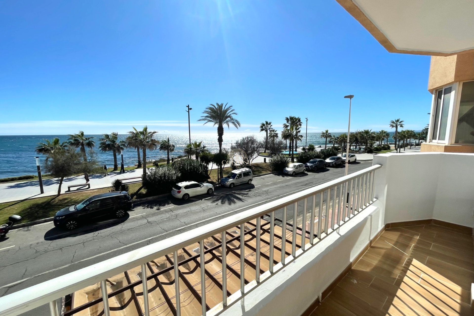 Alquiler - Apartamento / piso -
Torrevieja - Playa de los Locos