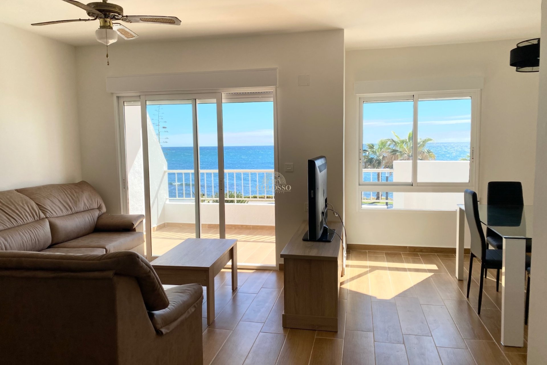 Alquiler - Apartamento / piso -
Torrevieja - Playa de los Locos