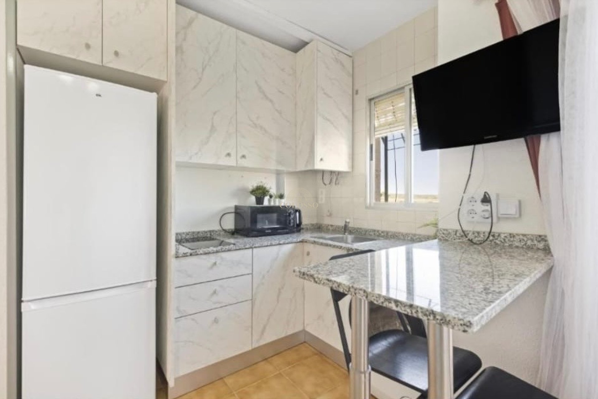 Alquiler - Apartamento / piso -
Torrevieja