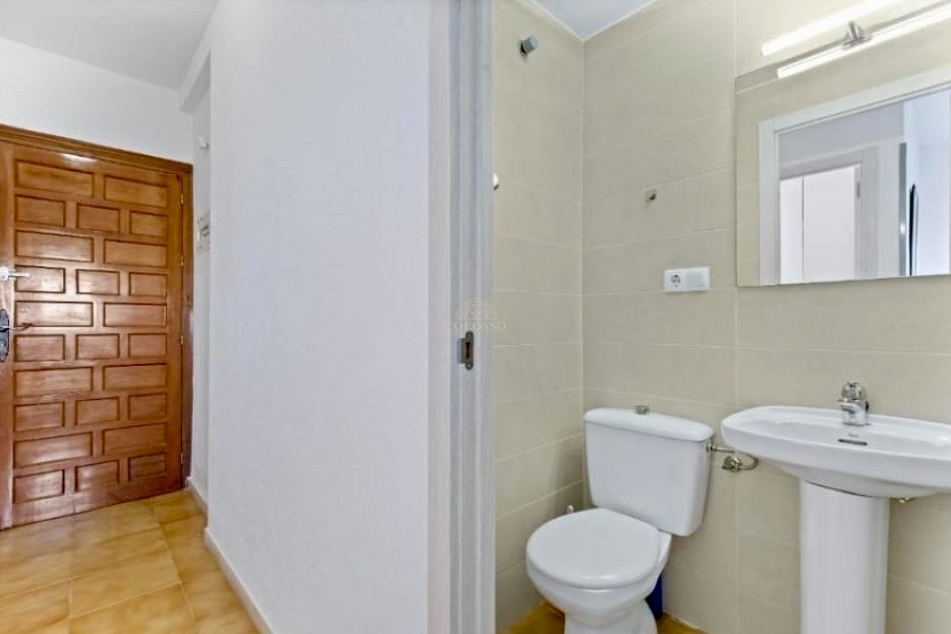 Alquiler - Apartamento / piso -
Torrevieja