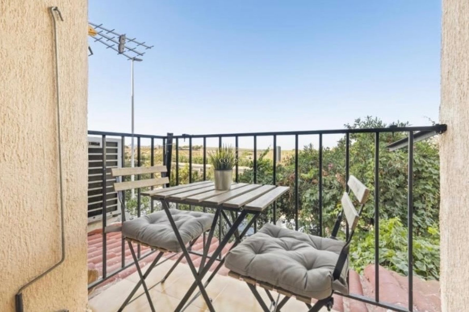 Alquiler - Apartamento / piso -
Torrevieja