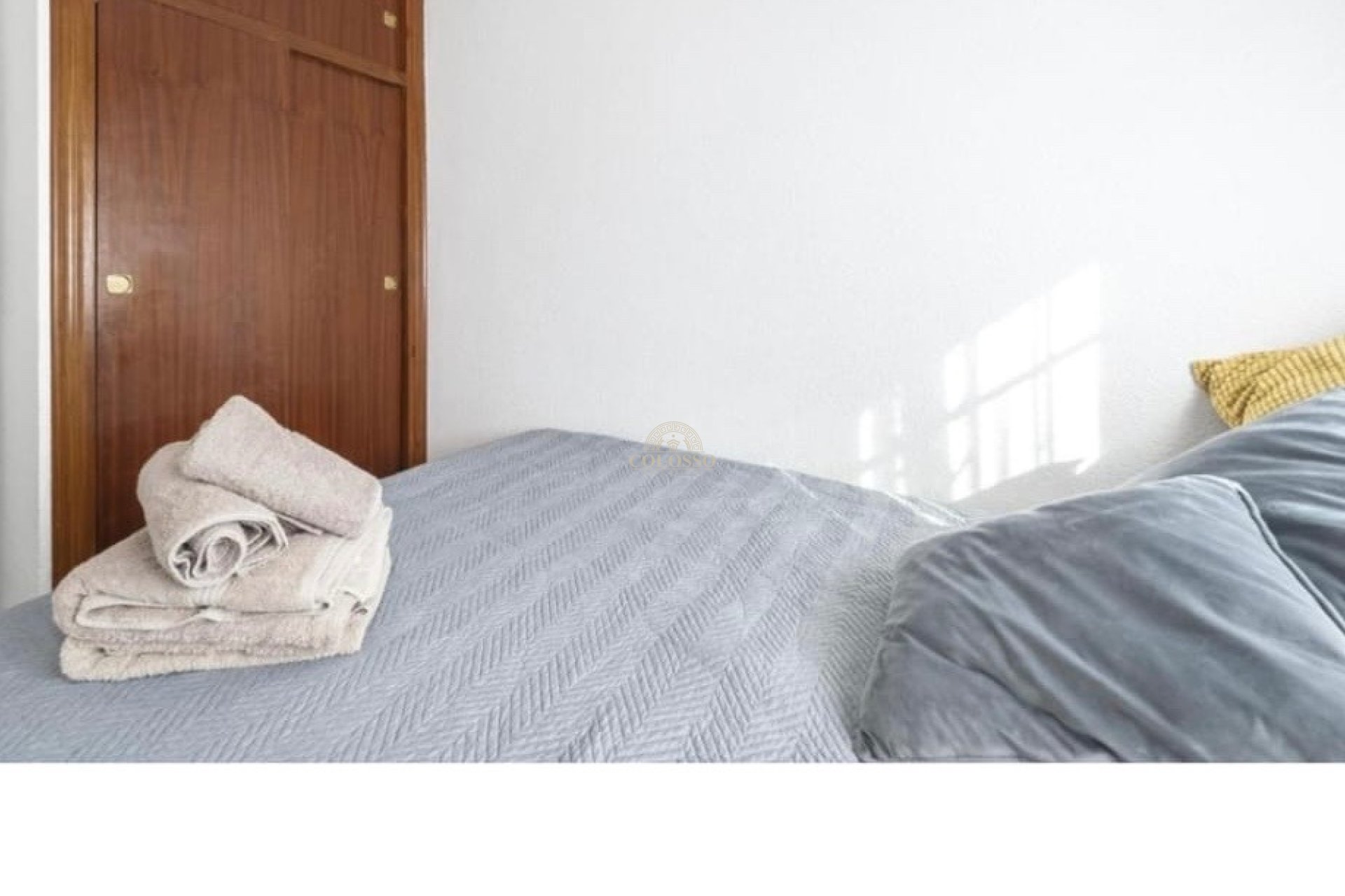 Alquiler - Apartamento / piso -
Torrevieja