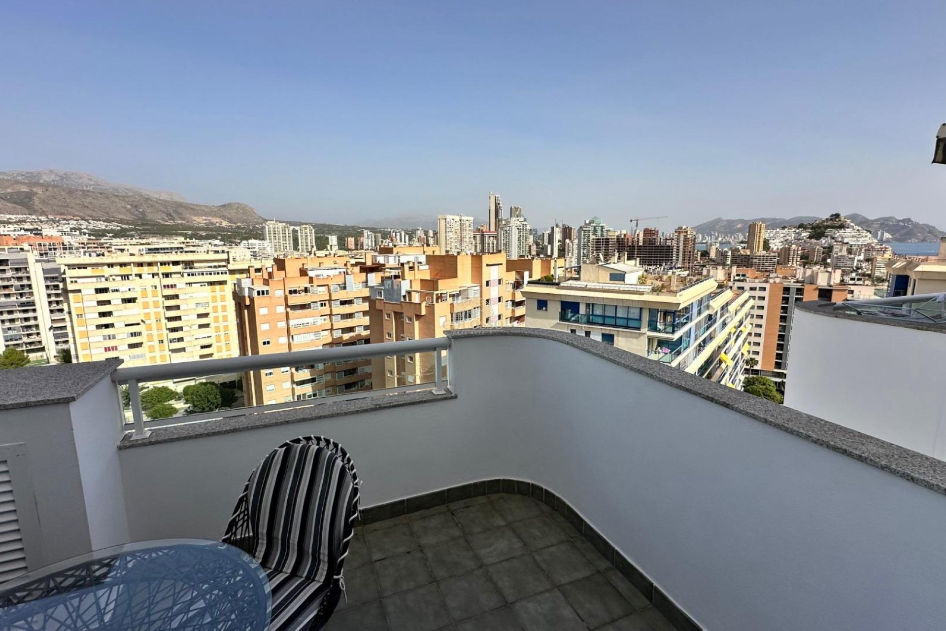 Alquiler - Apartamento -
Villajoyosa - Cala de finestrat