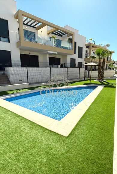 Alquiler - apartment -
Orihuela Costa - Villamartín