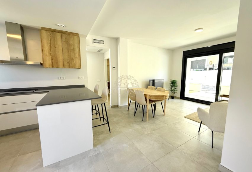 Alquiler - apartment -
Orihuela Costa - Villamartín
