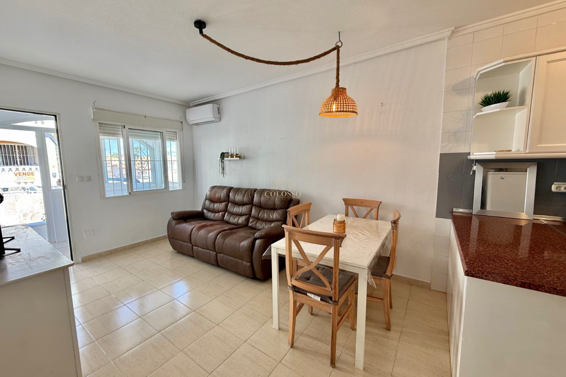 Alquiler - Bungalow -
Alicante - La Florida