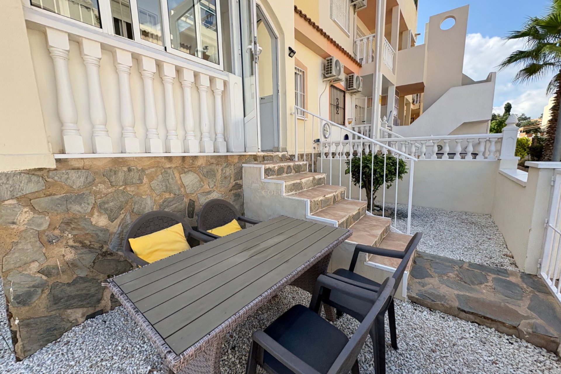 Alquiler - Bungalow -
Alicante - La Florida