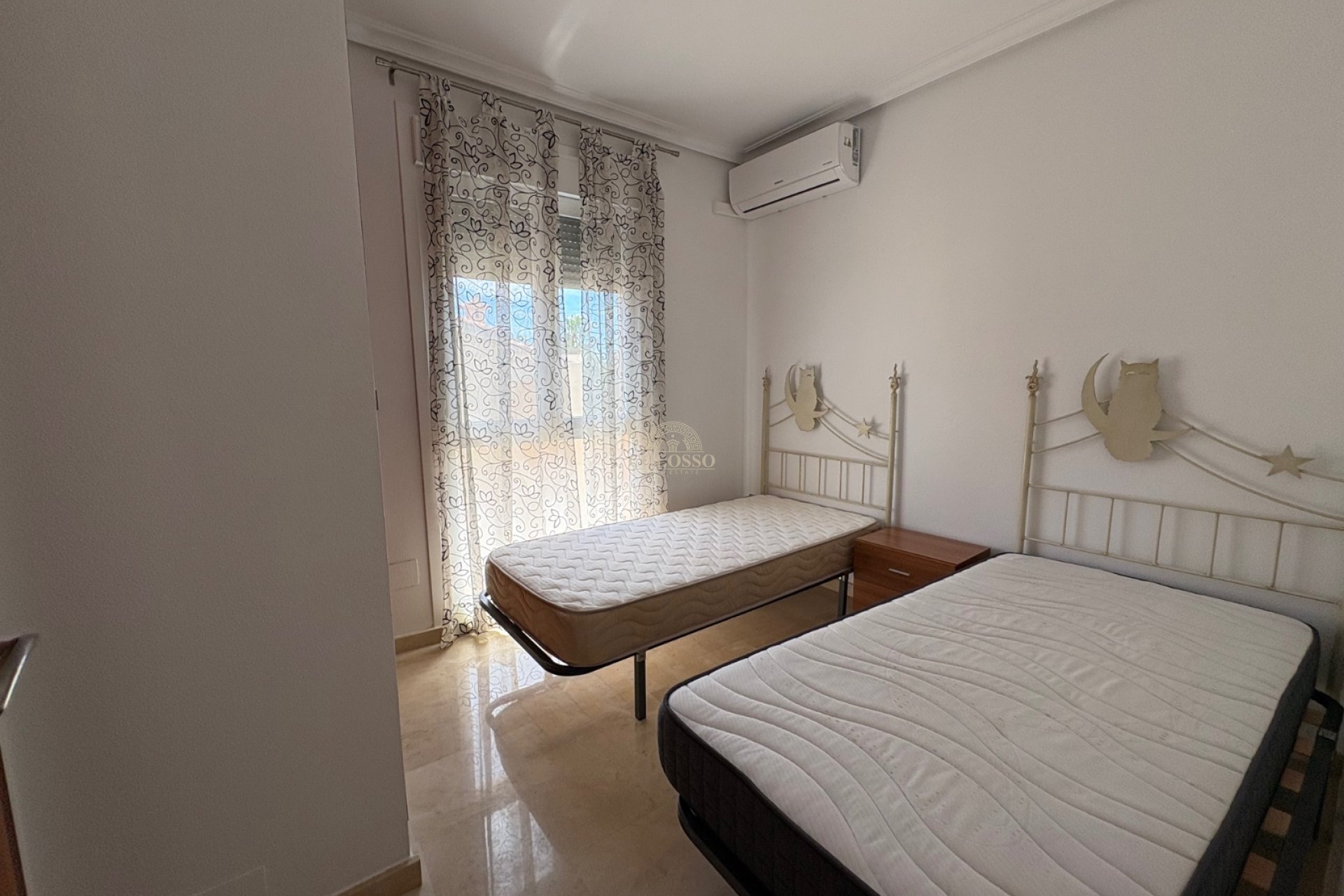 Alquiler - Villa -
Guardamar del Segura - Urbanizaciones