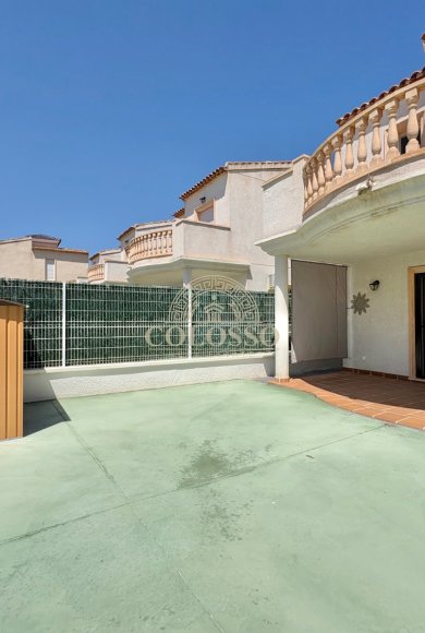 Alquiler - Villa -
Guardamar del Segura - Urbanizaciones