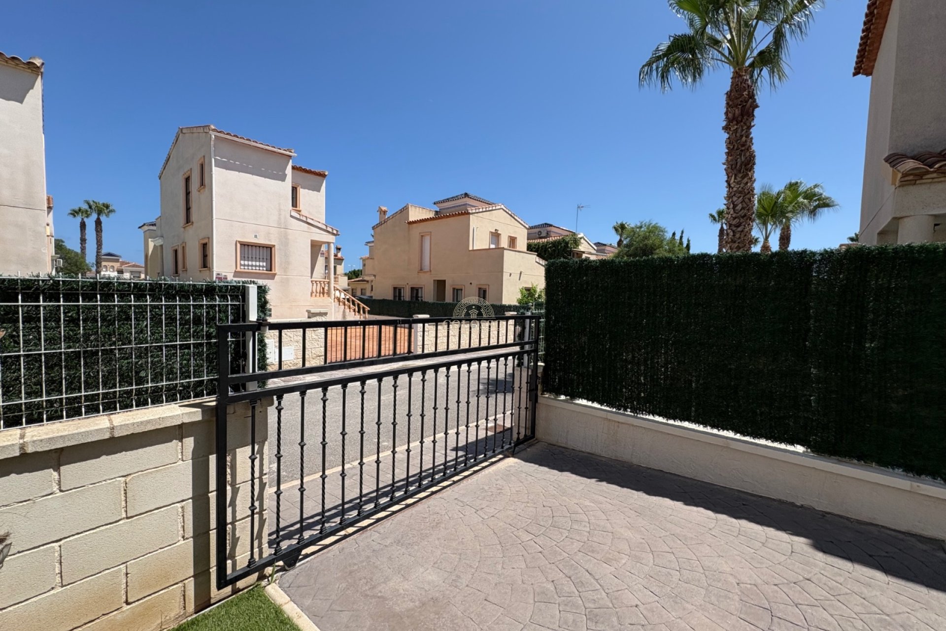 Alquiler - Villa -
Guardamar del Segura - Urbanizaciones