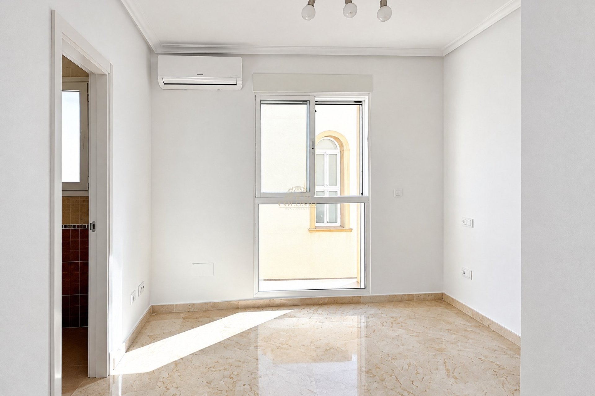 Alquiler - Villa -
Guardamar del Segura - Urbanizaciones