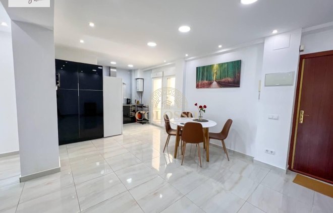 Apartamento - Location - Valencia -
                    Tres Forques