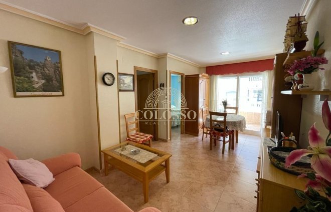 Apartamento - Revente - Torrevieja -
                    Habaneras