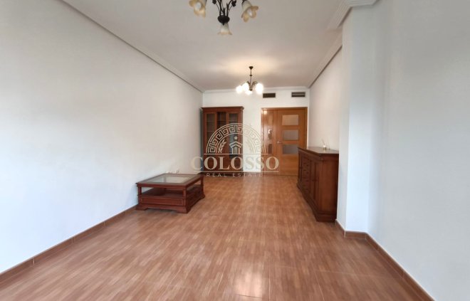 Apartment / flat - Resale -
                San Isidro - APA00024