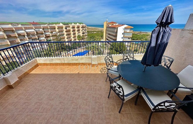 Ático - Reventa - Torrevieja -
                    La Mata