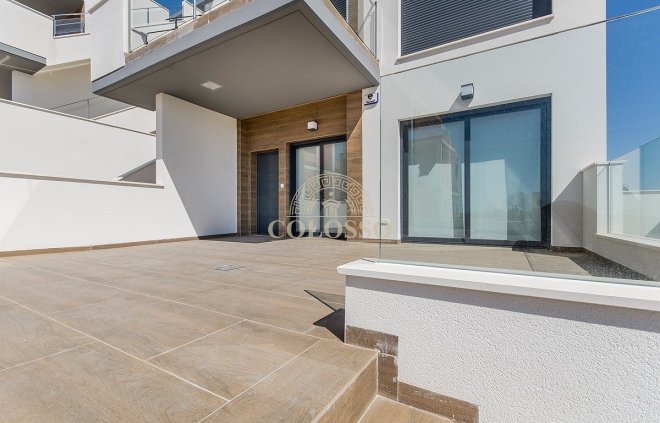 Bungalow Planta Baja - New Build - San Miguel de Salinas -
                Urbanizaciones