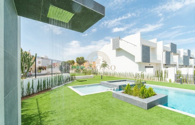 Bungalow Planta Baja - New Build - Torrevieja -
                Los balcones