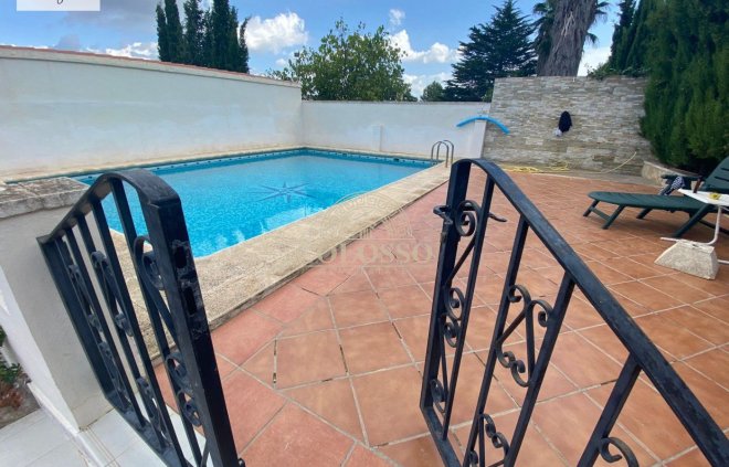 Casa con terreno - Revente - Algimia de Alfara -
                    Algimia de alfara