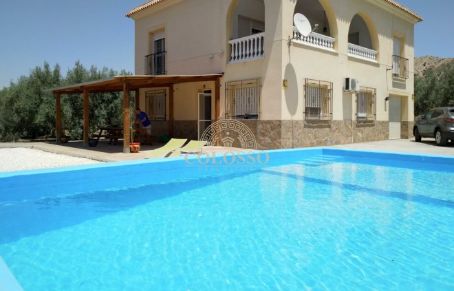 Casa con terreno - Revente -
                Alsodux - 6361