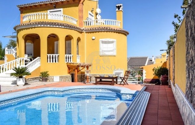 Chalet - Resale - Orihuela -
                    Orihuela