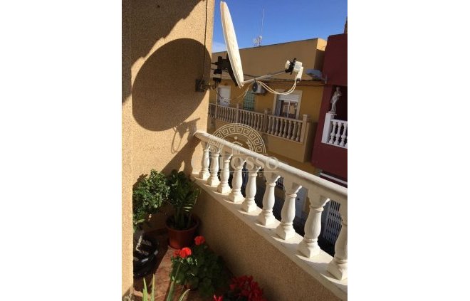 Duplex - Reventa - Los Alcázares -
                    13 de Octubre