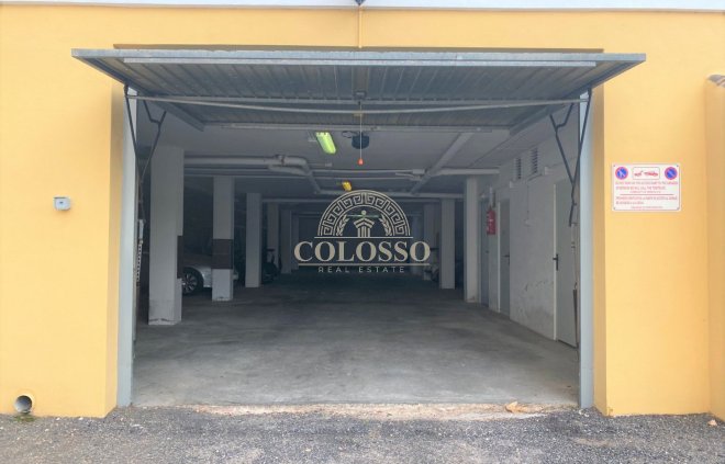 Garage - Resale - Orihuela Costa -
                    Villamartín
