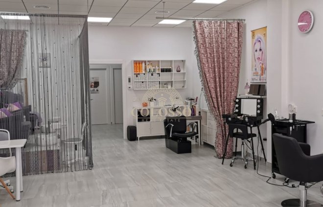 Local Comercial - Reventa - Orihuela Costa -
                    La Zenia