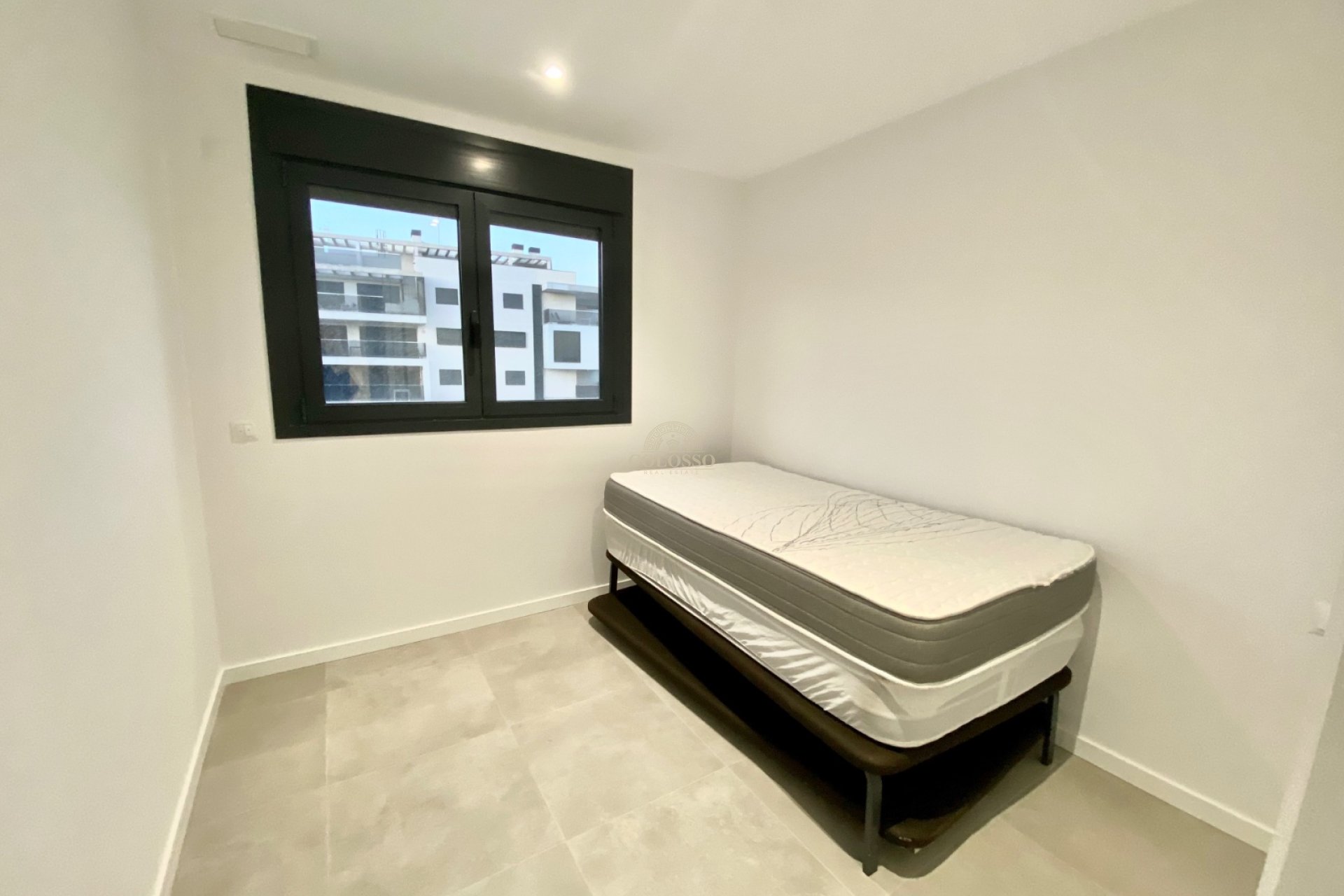 Location - Apartamento -
Alicante - Campoamor