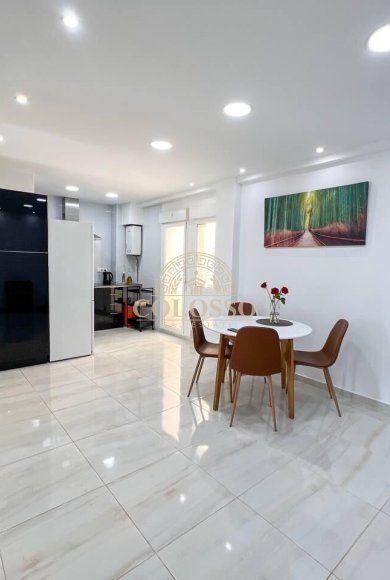 Location - Apartamento -
Valencia - Tres Forques