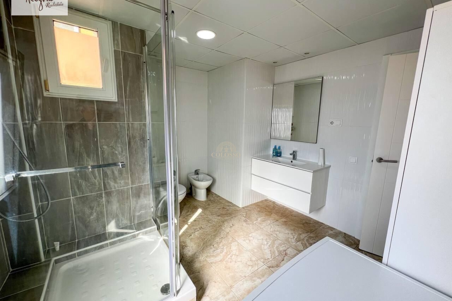 Location - Apartamento -
Valencia - Tres Forques