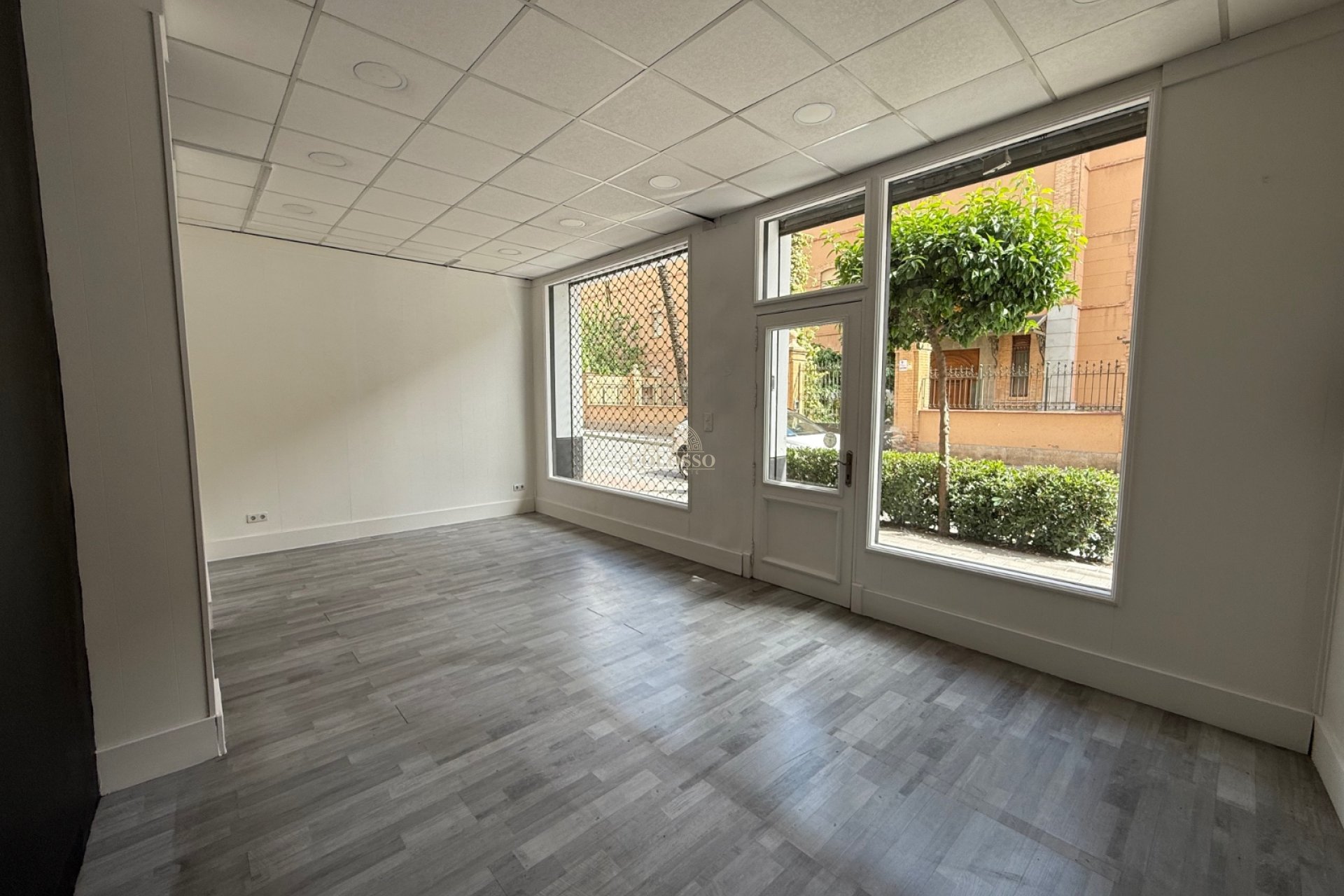 Location - Local commercial -
Orihuela