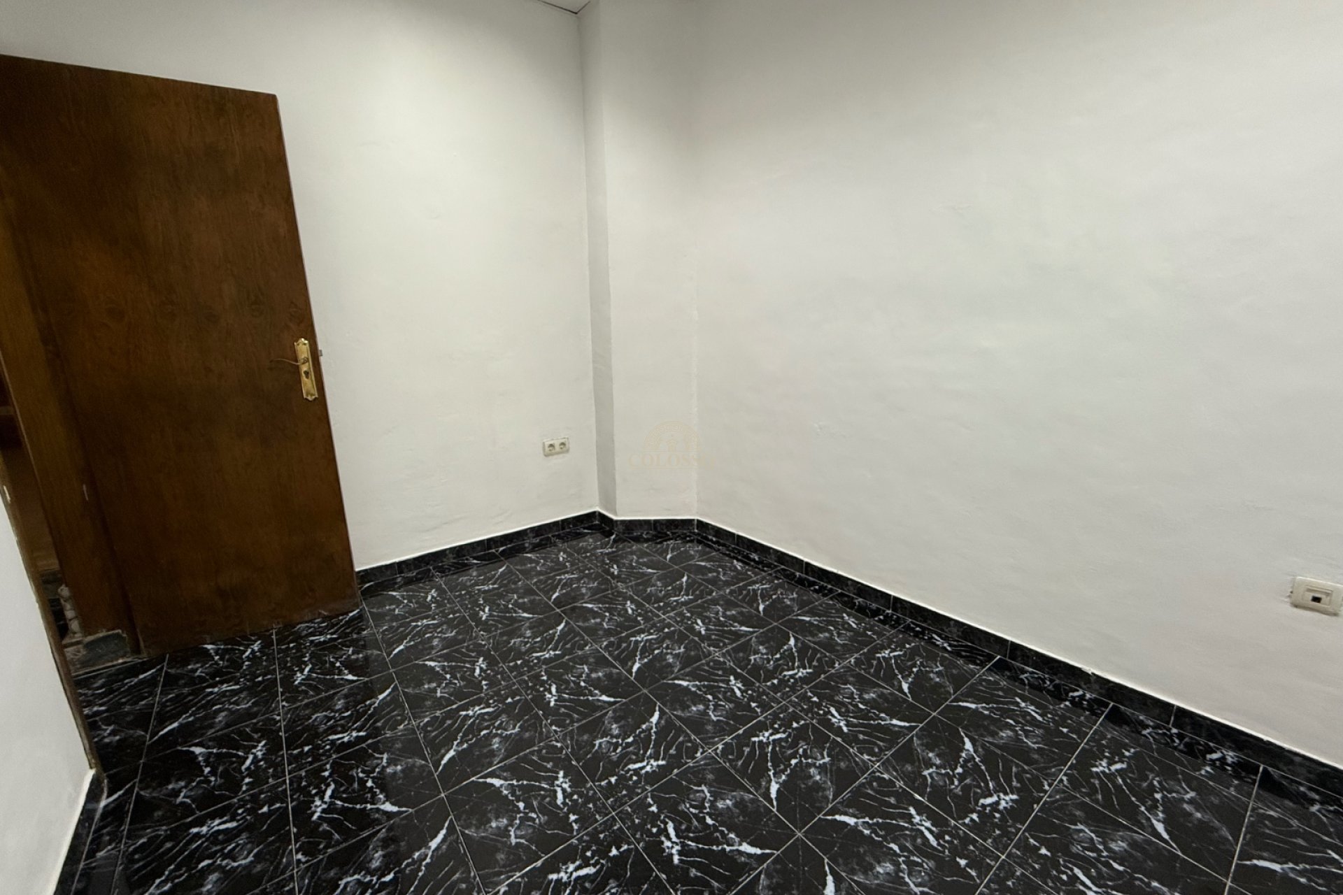 Location - Local commercial -
Orihuela