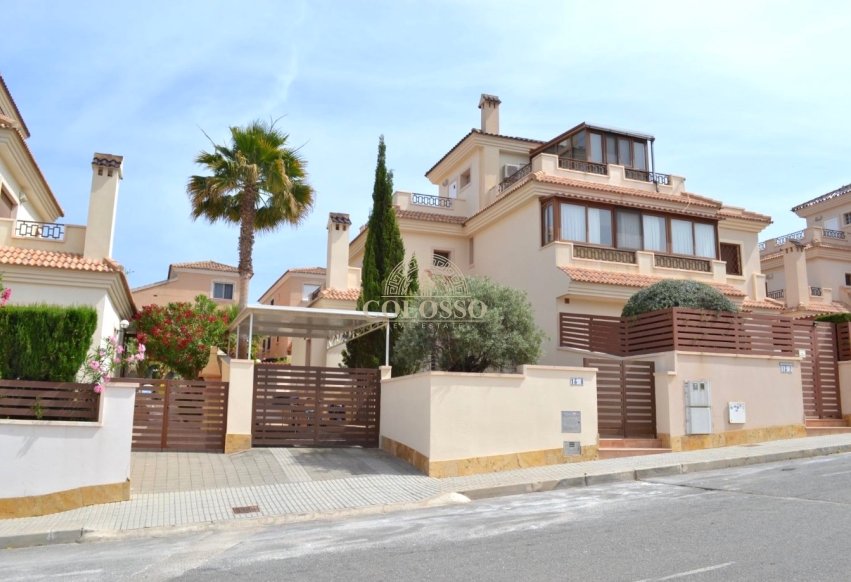 Location - Maison de ville -
Orihuela Costa - La Zenia
