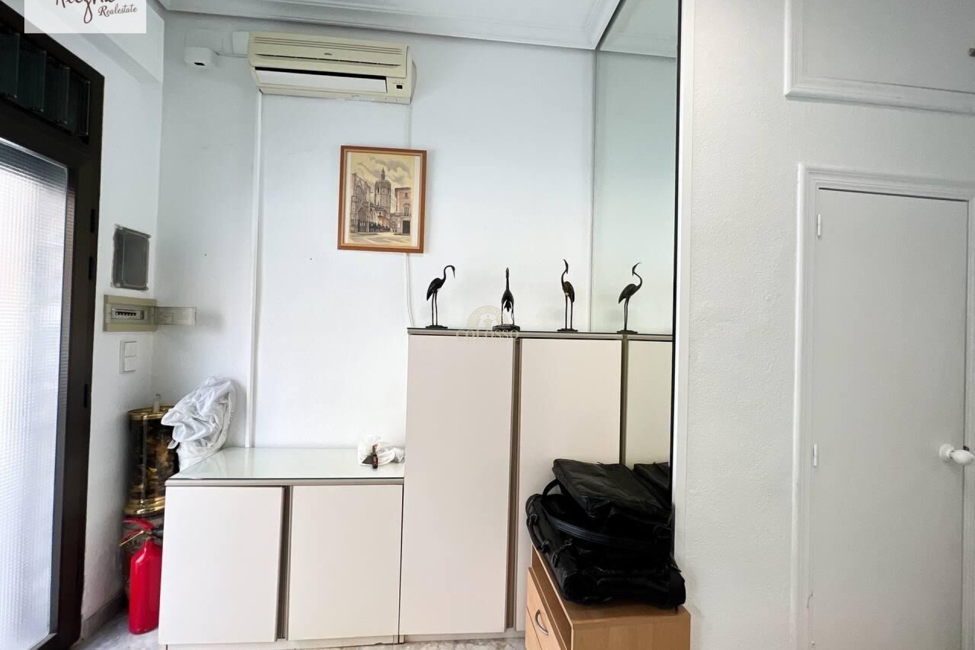 Location - Oficina -
Valencia - La Raiosa