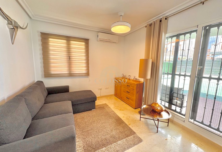 Location - Villa -
Guardamar del Segura - Urbanizaciones