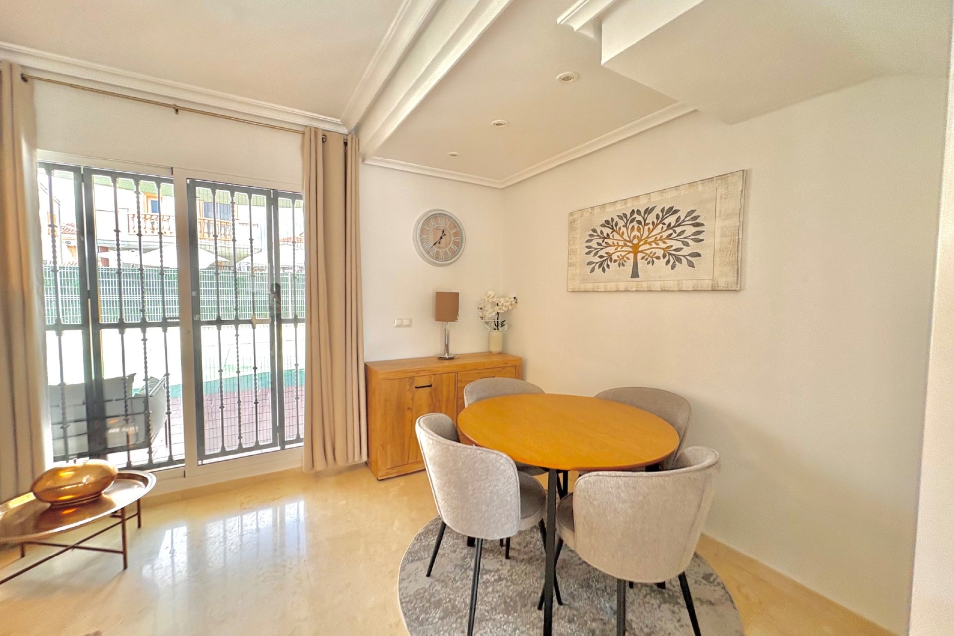 Location - Villa -
Guardamar del Segura - Urbanizaciones
