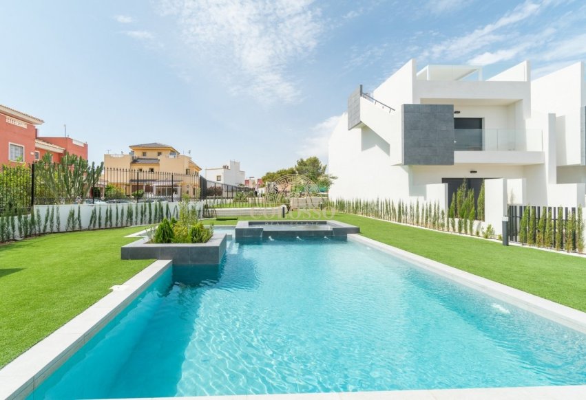 New Build - Bungalow Planta Alta -
Torrevieja - Los balcones