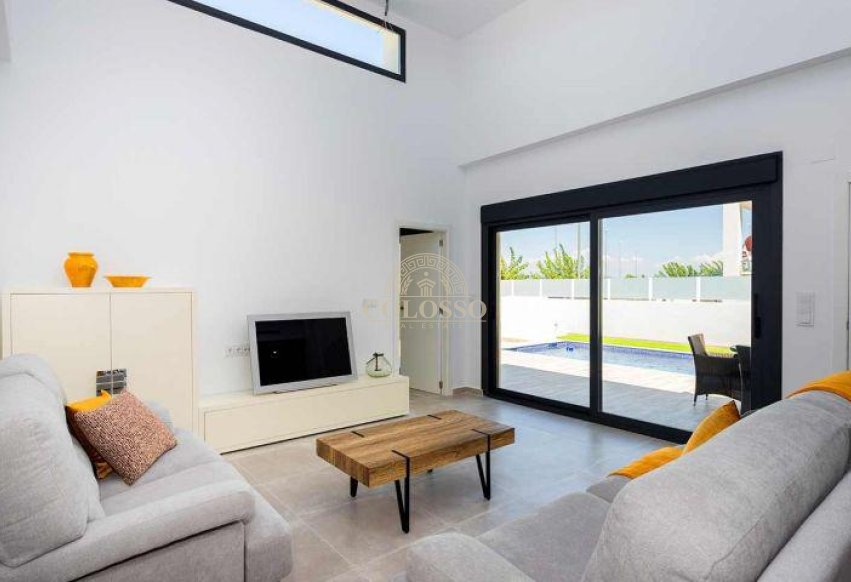 New Build - Villa -
Daya Nueva - CENTRO