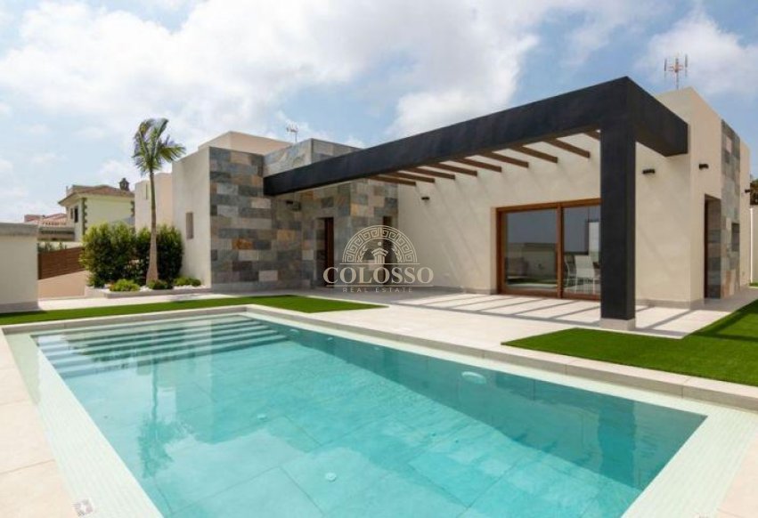 New Build - Villa -
Torrevieja - Los altos