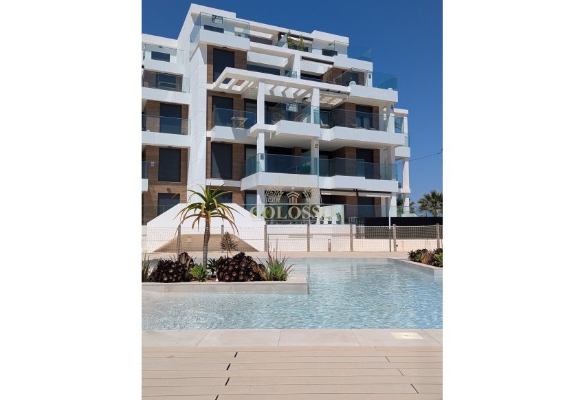 Nouvelle construction - apartment -
Denia