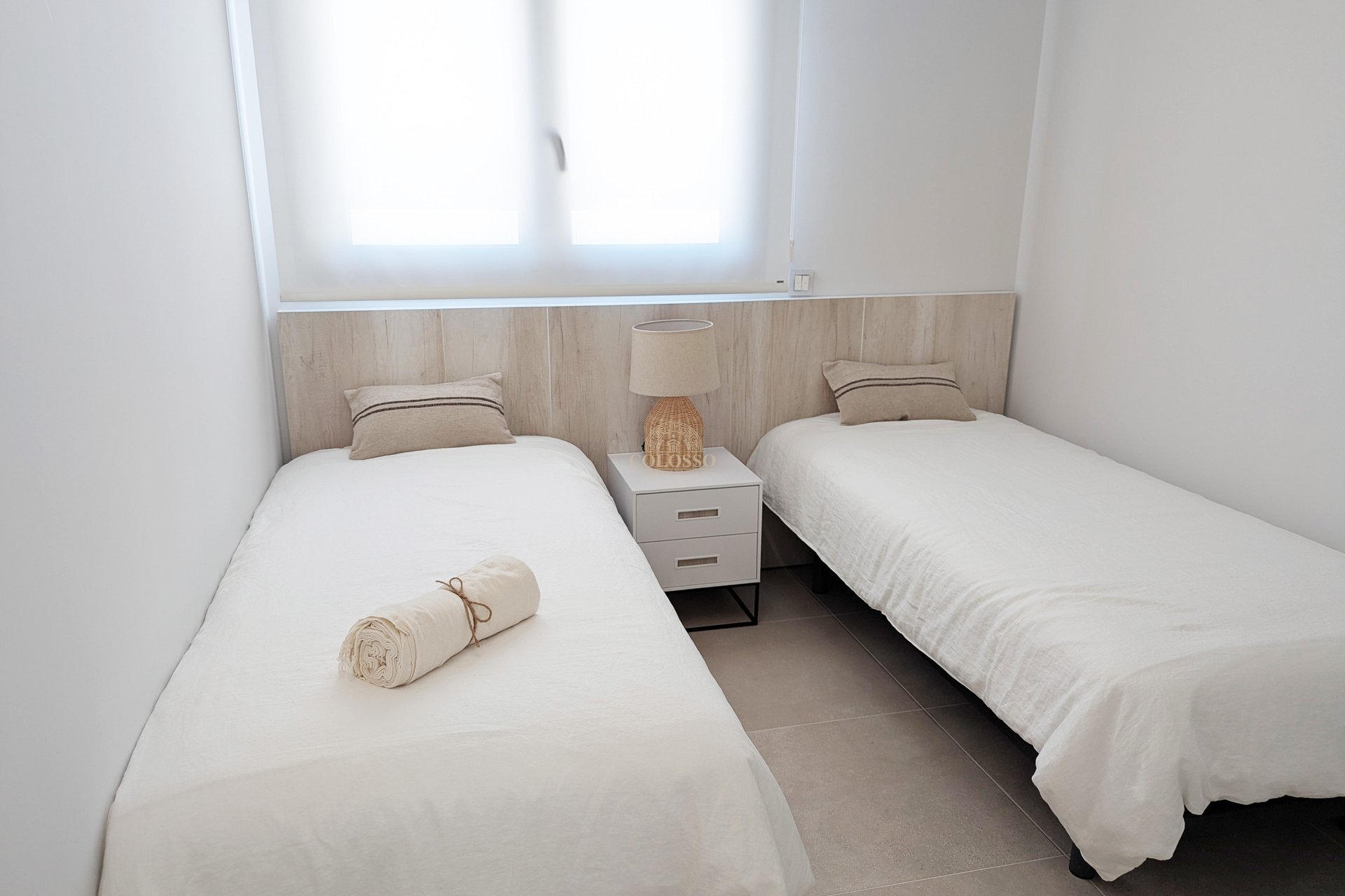Nouvelle construction - apartment -
Denia