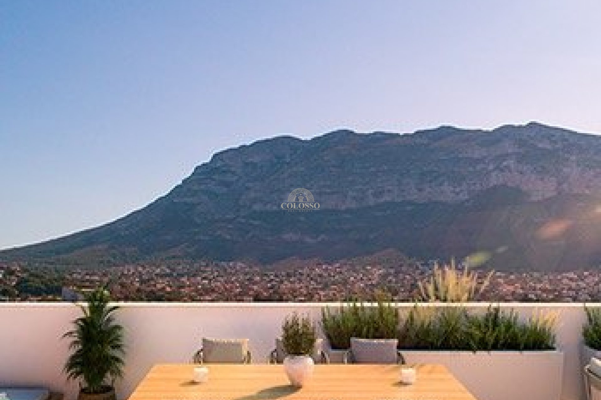 Obra nueva - Apartamento -
Denia